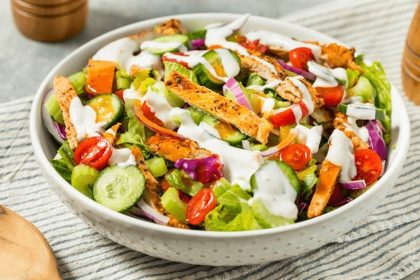 هذا الغذاء البسيط يُنصح بتناوله يوميًا بعد سن الخمسين